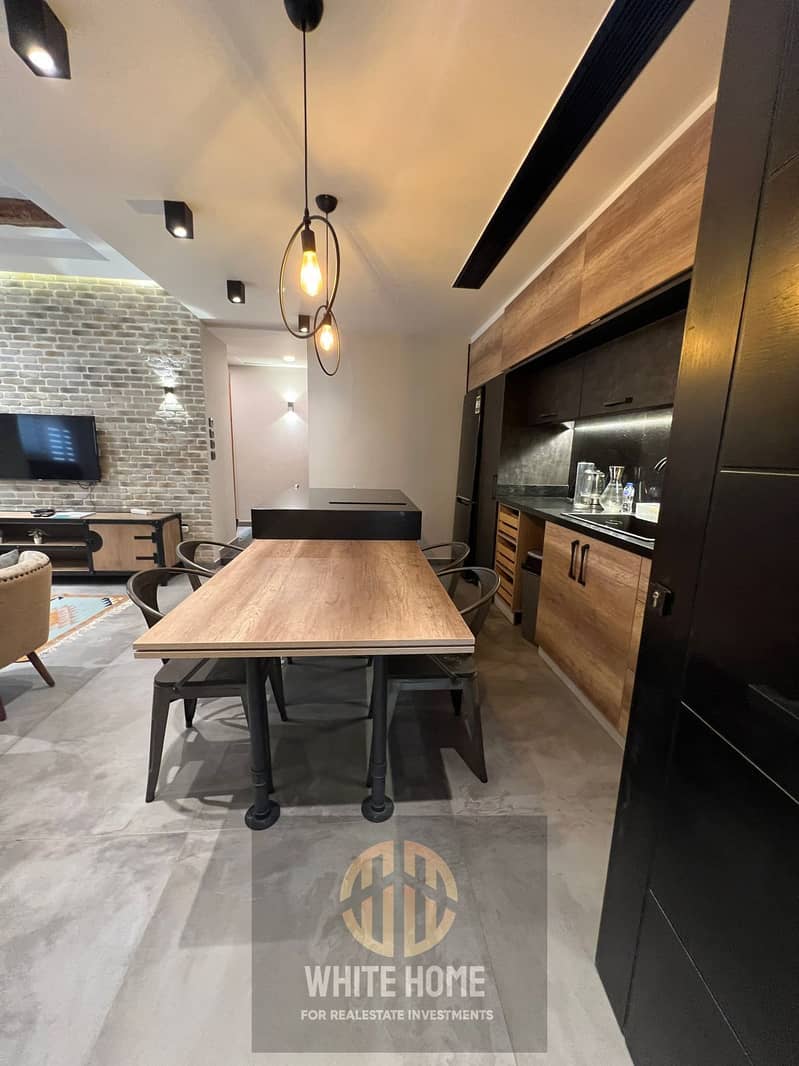 8 a9db08b2-943a-4f18-b2e2-3225f6f7931f. jpeg