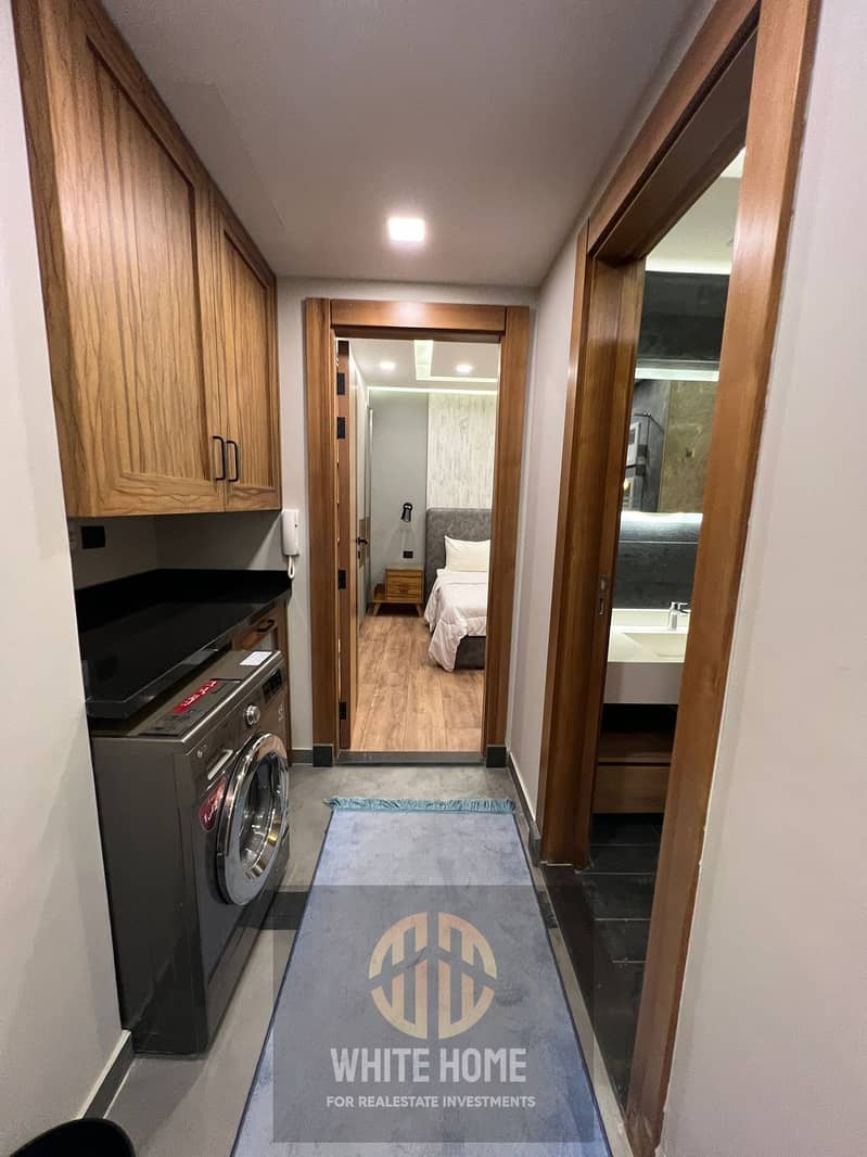 14 acf7053c-4bd1-4b3c-a7a1-f9f86376bf75. jpeg