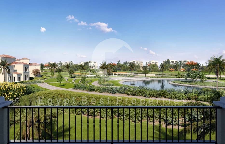 11 JadeHills__3_. jpg