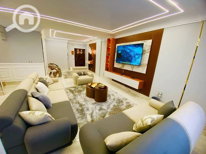 2 b55c1c6e-f86e-479c-ab04-cedb01f64025. jpeg