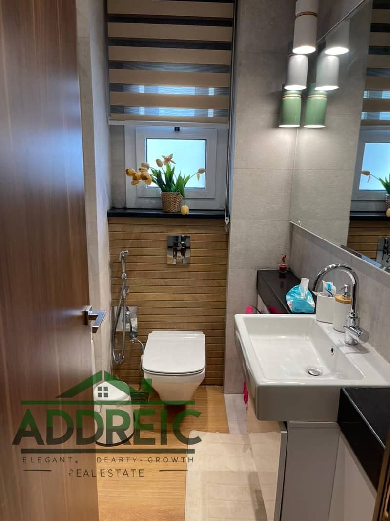 22 صورة واتساب بتاريخ 2025-11-16 في 14.24. 18_50e3520e. jpg