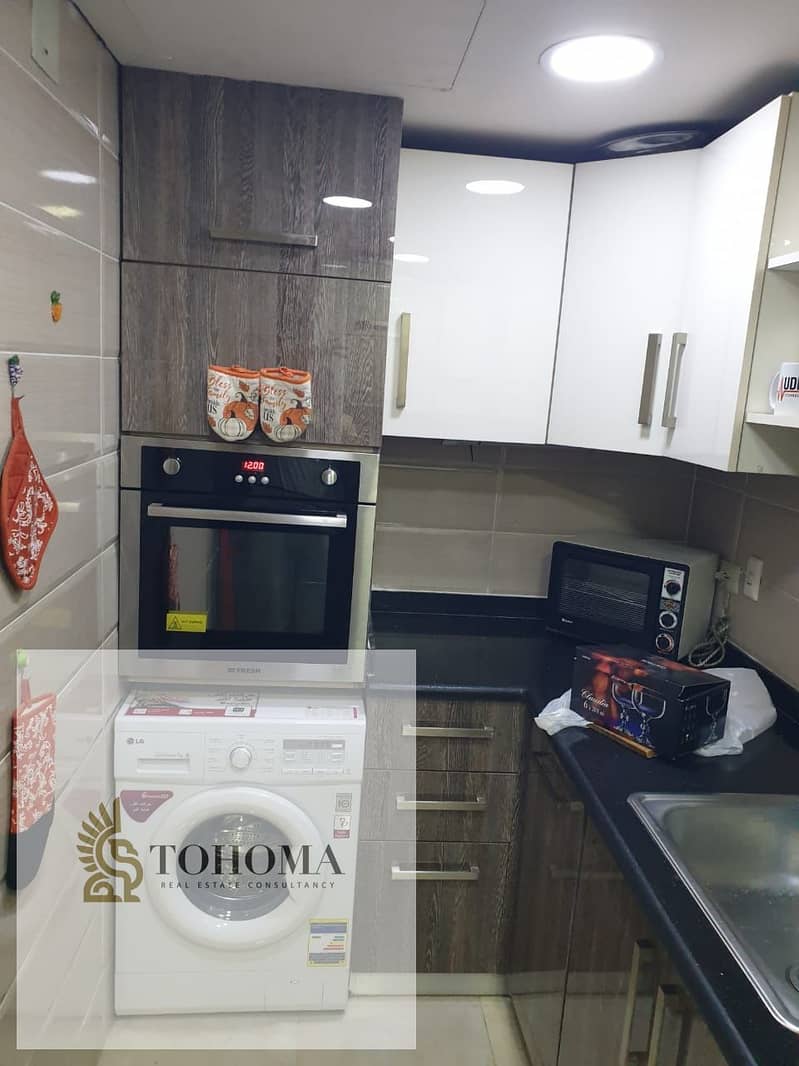 7 f76dacca-65e2-49f8-8f33-cf46308cc0ef. jpg