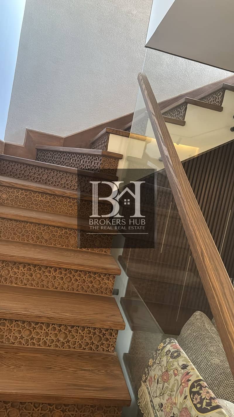 6 WhatsApp Image 2025-10-15 at 6.24. 01 PM (1). jpeg