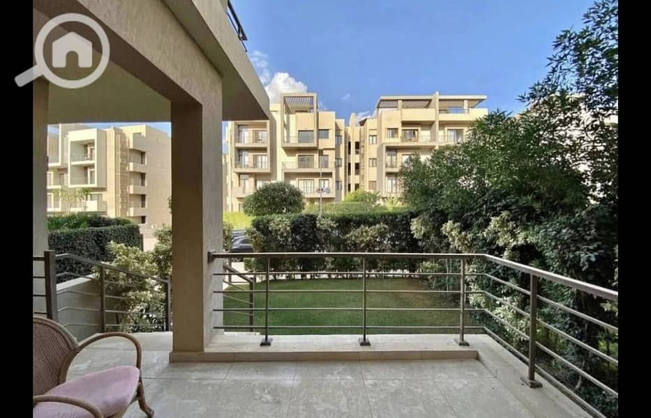 10 490074672_1985408775323719_4608111903486530612_n. jpg