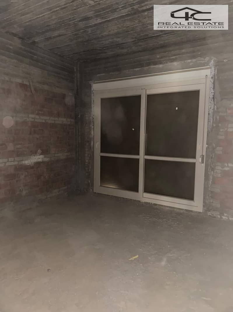 8 WhatsApp Image 2025-11-09 at 15.57. 41. jpeg