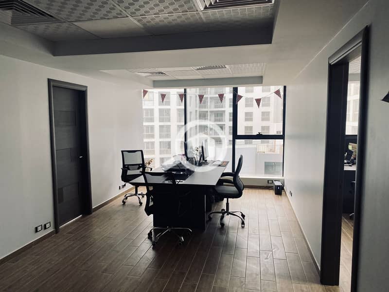 300m 180m                 . jpg