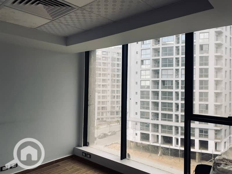 7 300m 180m         . jpg