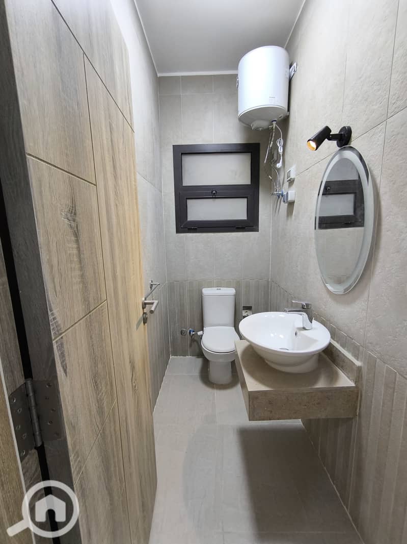 9 WhatsApp Image 2025-11-15 at 1.50. 01 PM. jpeg