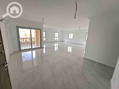 مکتب  للايجار في القاهرة الجديدة، القاهرة - FB_IMG_1762618457943. jpg