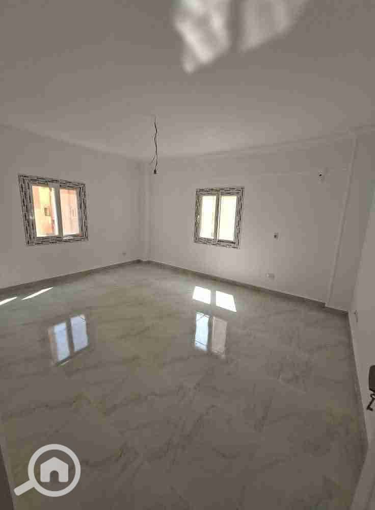 7 FB_IMG_1762618466565. jpg