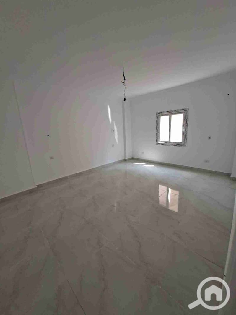 8 FB_IMG_1762618468380. jpg