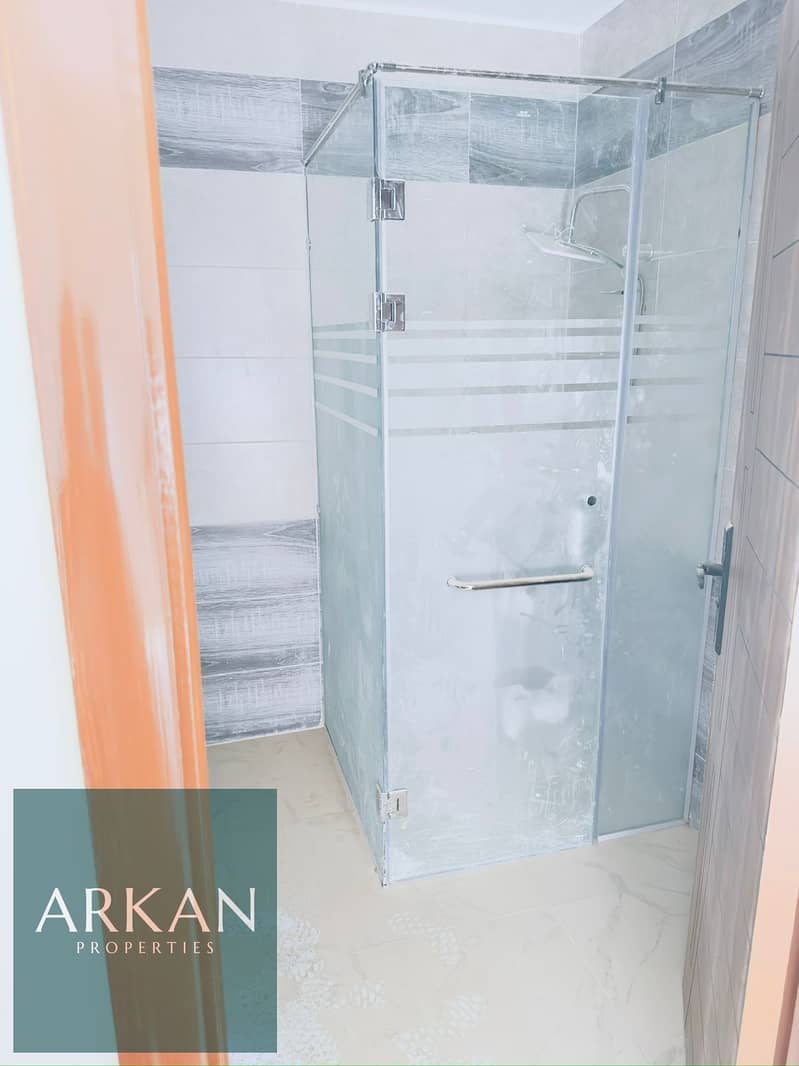 6 7a69982b-75ec-48e1-bc7a-680843bab221. jpg