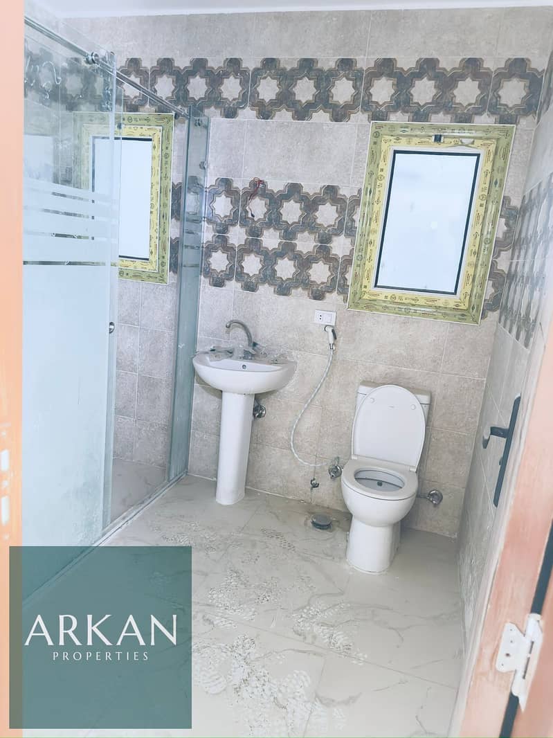 7 7ede411c-a5a1-4624-aa76-3784acccef28. jpg