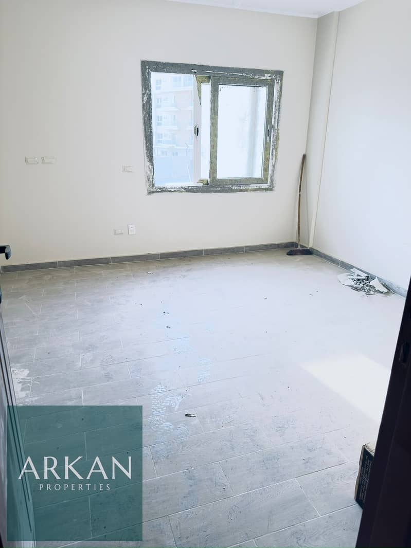 24 f50b202b-31f2-4b72-8e38-b6d63f1532f4. jpg