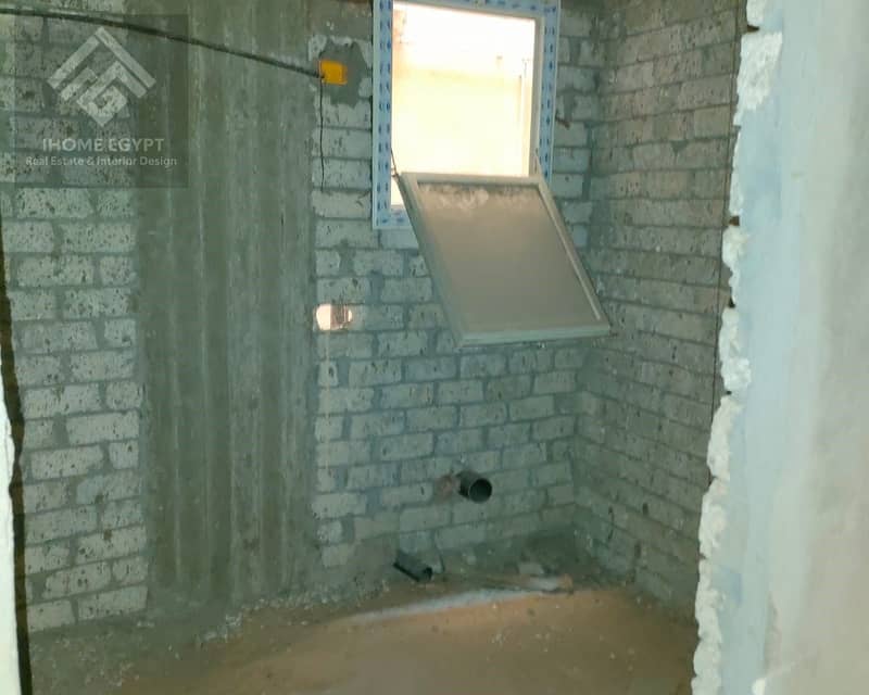 2 ed856b9d-7e87-4bce-a538-58f4128d7860. jpg