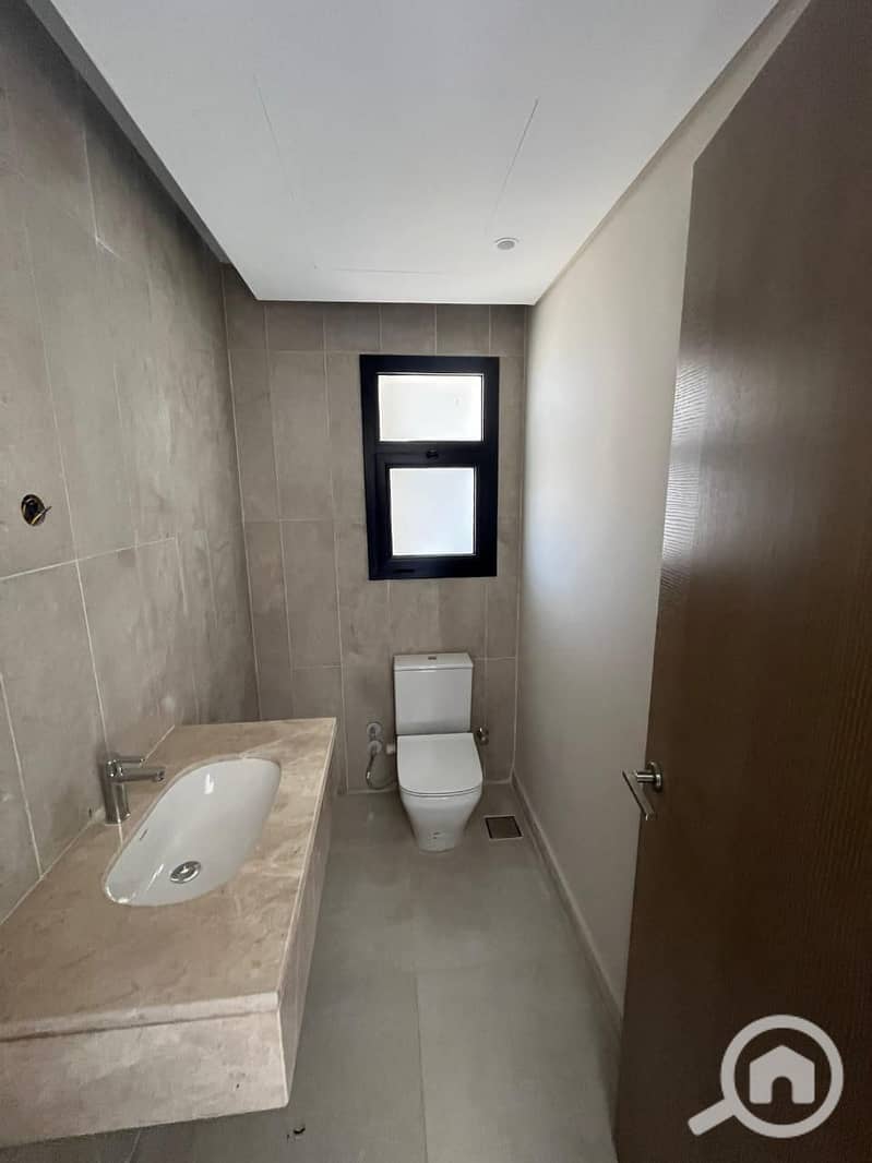 4 WhatsApp Image 2025-10-12 at 12.53. 36 PM (2). jpeg