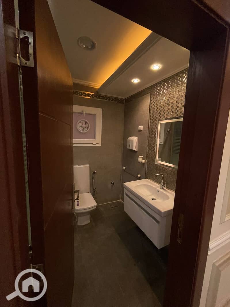 5 f407acb4-9b54-4d13-82df-78b2ec810901. jpeg