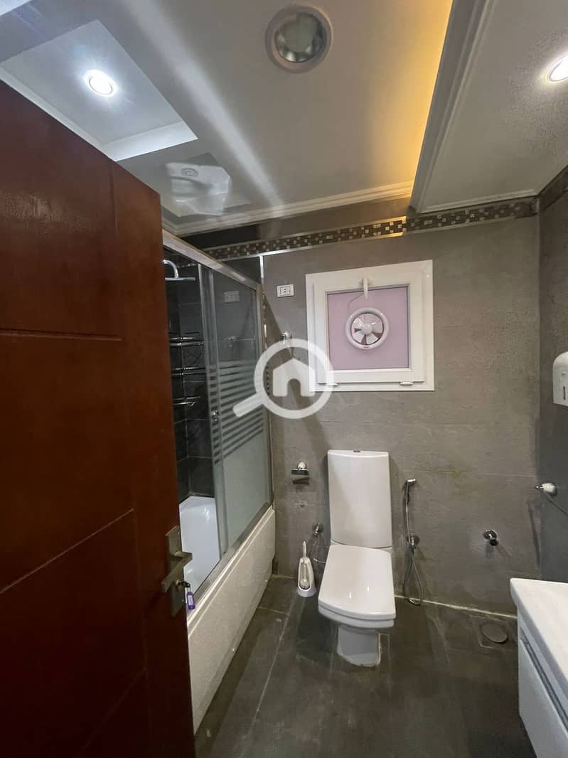 7 63c9228d-24fc-42d8-b055-1a18d925a825. jpeg