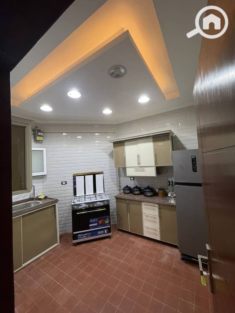 8 c90ea3a7-a1ef-4836-93d9-8b010b0caf0b. jpeg