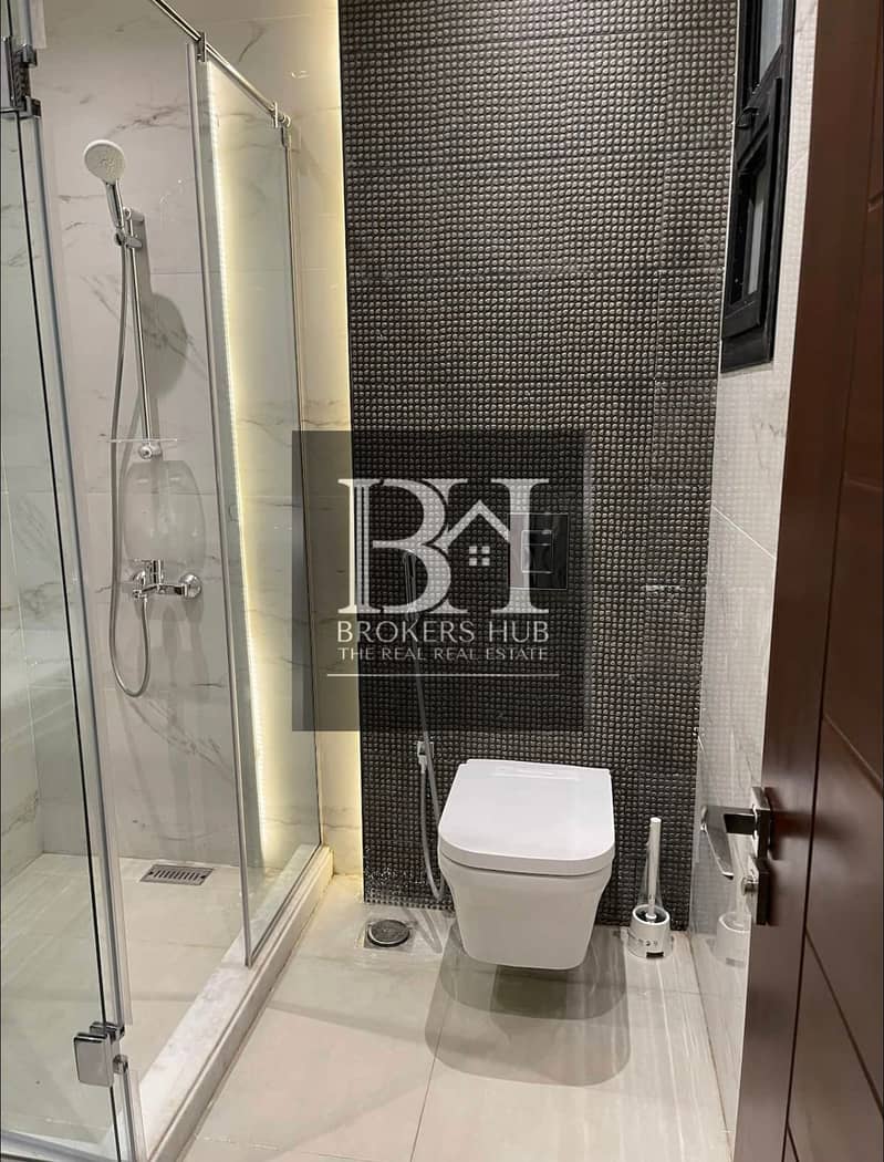 11 WhatsApp Image 2025-10-15 at 7.48. 48 PM. jpeg