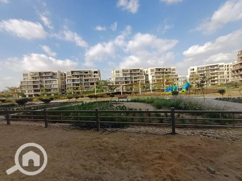 2 WhatsApp Image 2025-11-15 at 04.38. 57_59065362. jpg