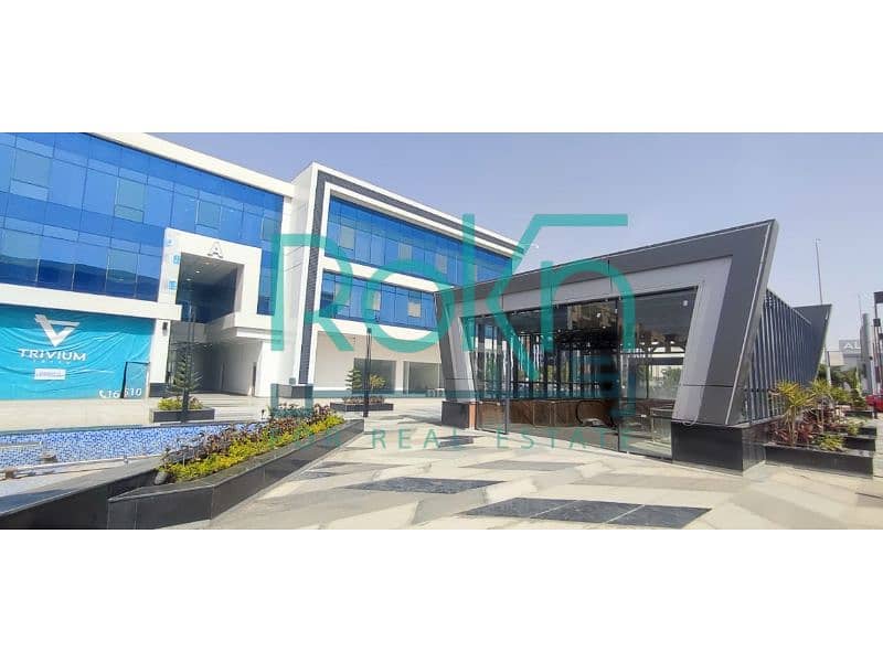 4 57ffa999-8991-40a4-b93e-be15157e2af2. jpg