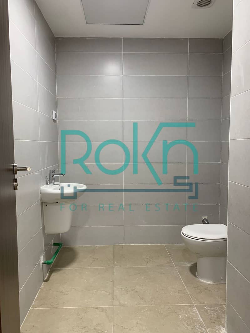 10 d501f786-bd02-4b42-9361-f6b7aa18d913. jpeg