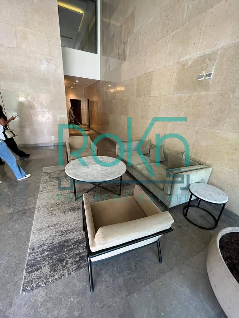 8 def63618-b9e8-4f7f-ae03-a586e3712246. jpg