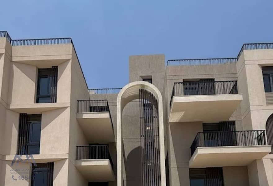 4 5ffde3f9-7996-4273-a2bc-1ec983291765. jpg