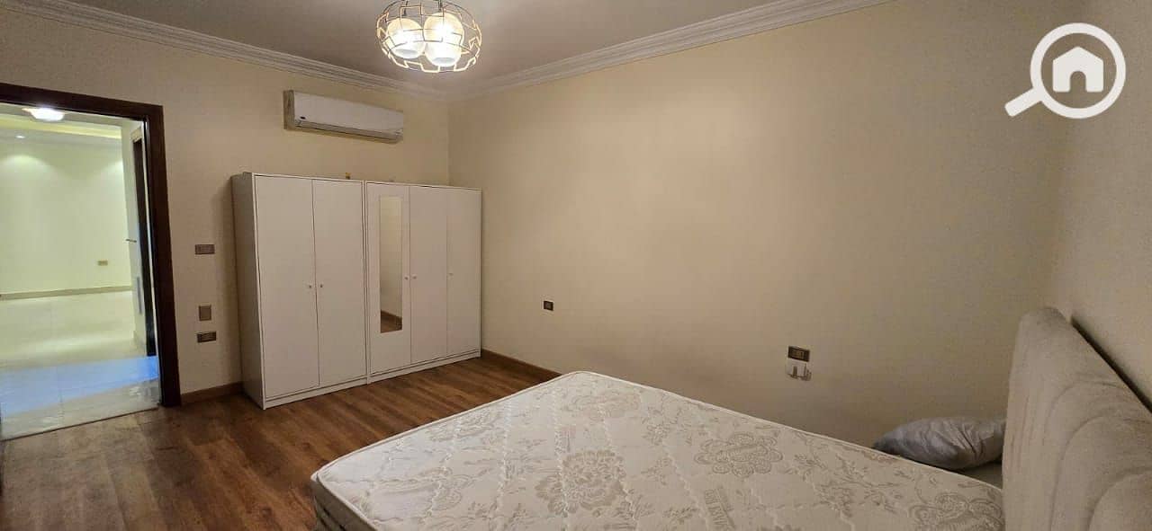 5 135 33,000 135 33,000 . jpg