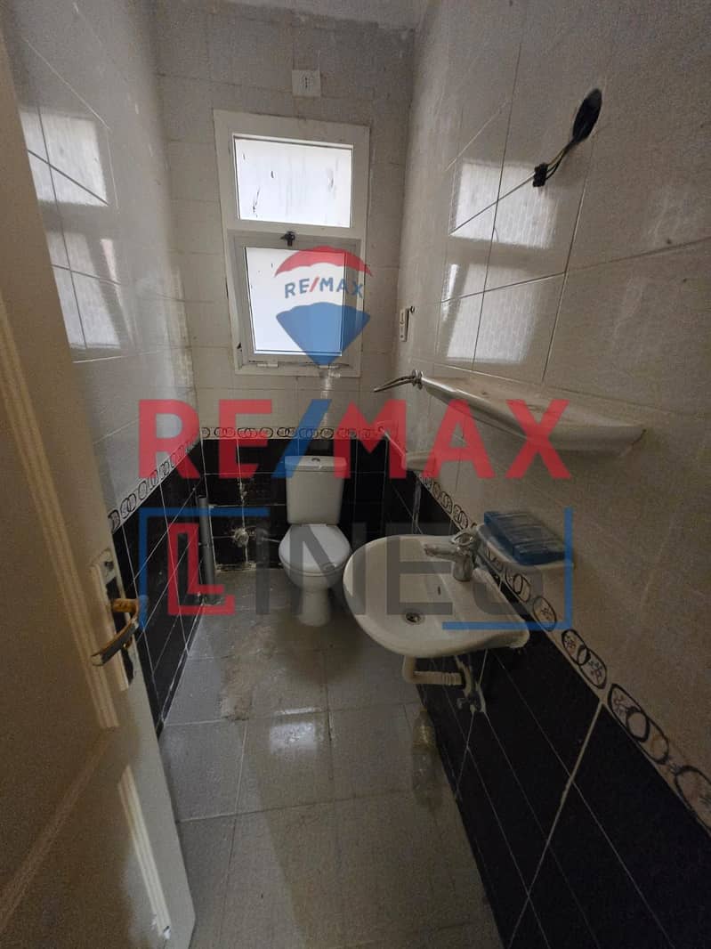 14 WhatsApp Image 2025-11-15 at 20.41. 26 (1). jpeg