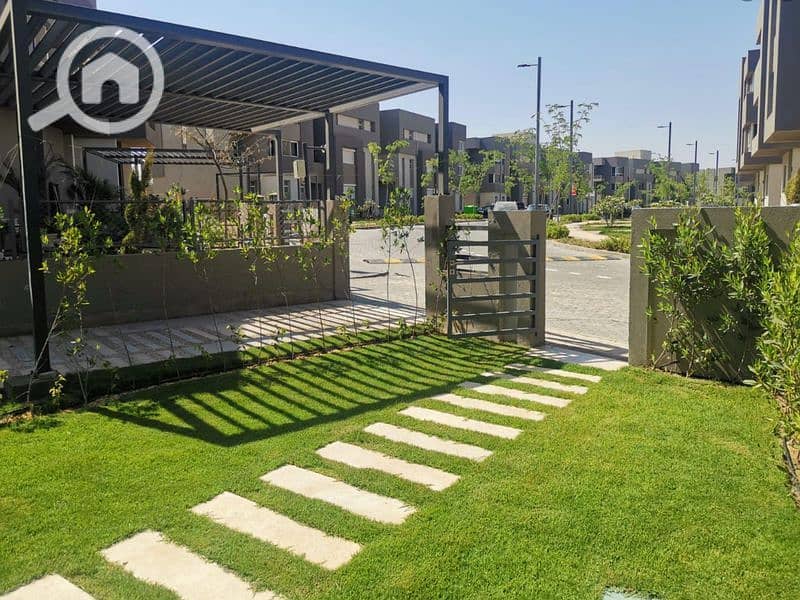 3 {9FF6E8D9-3B7B-41C7-A28A-40349D621371}_800x600. jpg