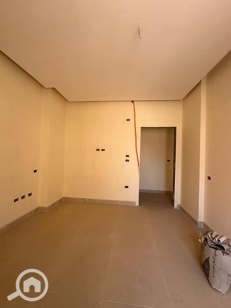 2 99b3b27f-86b7-41a8-96c3-02c688b5d108. jpg