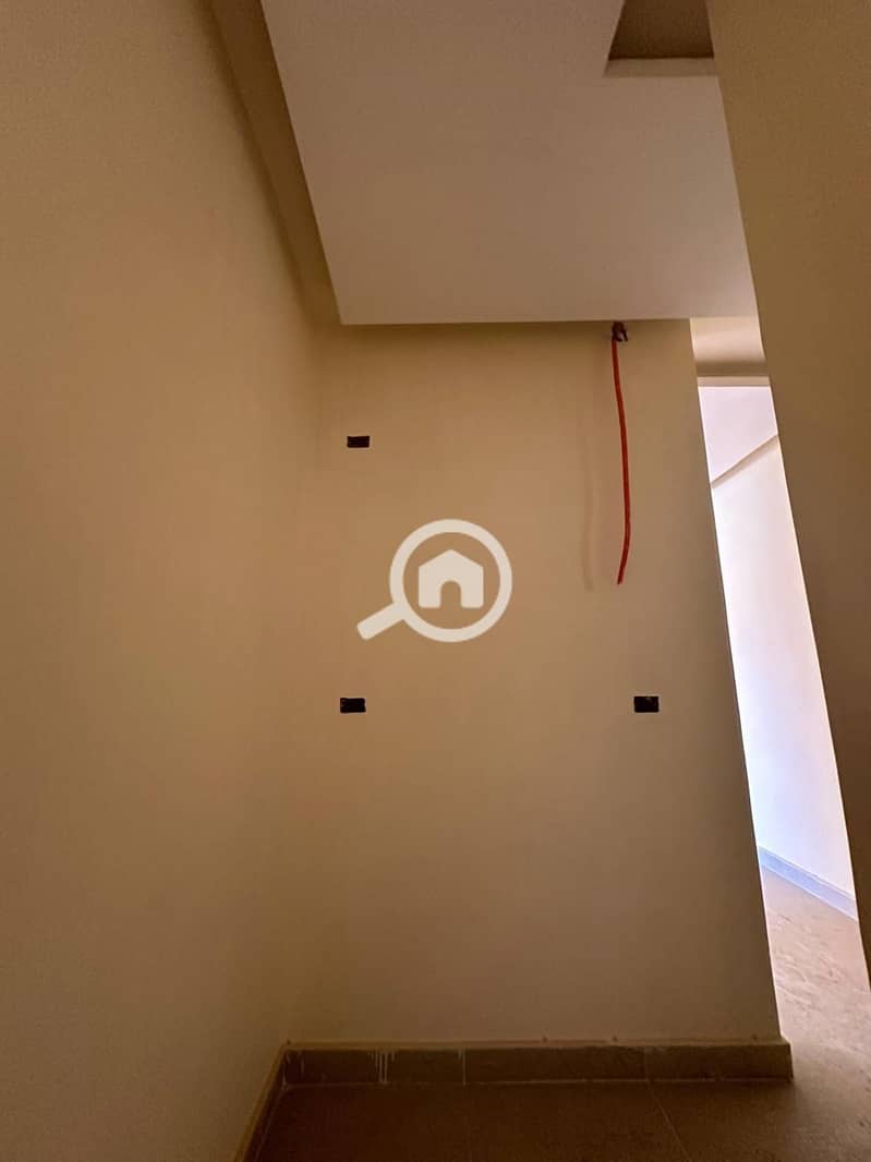 3 26cbcc2a-9312-4adb-b85a-23028499c405. jpg