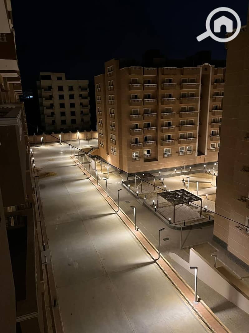 12 7401a021-3e48-4937-bddc-31db8bd9f22a. jpg