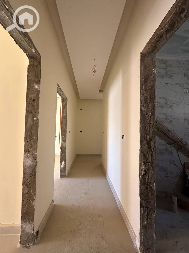 16 7d947c61-8716-4e62-8477-08a0ac053478. jpg