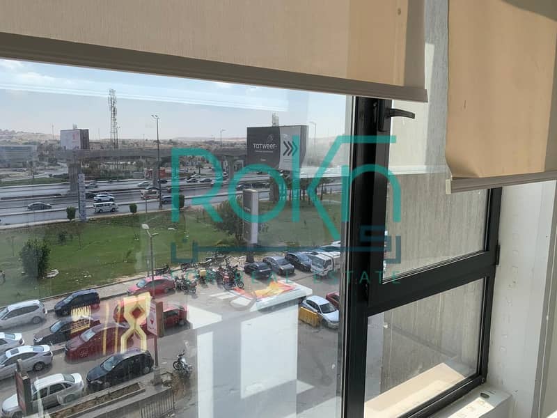 4 779bfa25-195b-4066-a95b-93c8bd91e1b1. jpeg