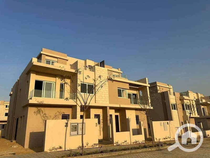 5 571341874_827937266492289_2122496463863409364_n. jpg