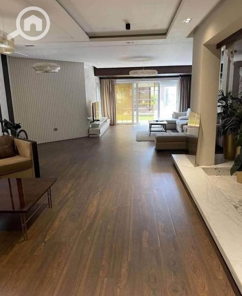 8 582288521_122271039458210968_4953596070868184228_n. jpg