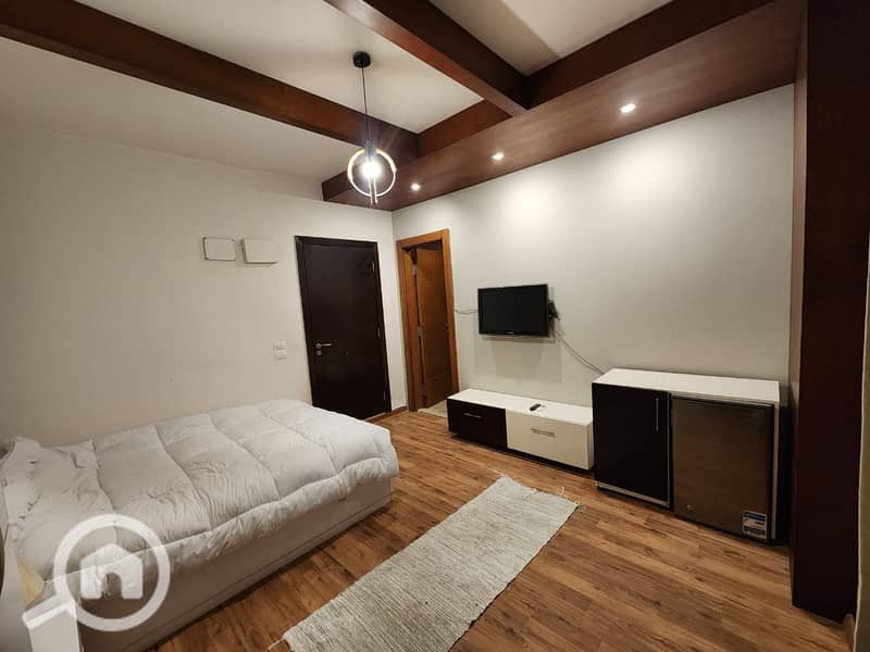 6 WhatsApp Image 2025-11-13 at 3.02. 34 PM (1). jpeg