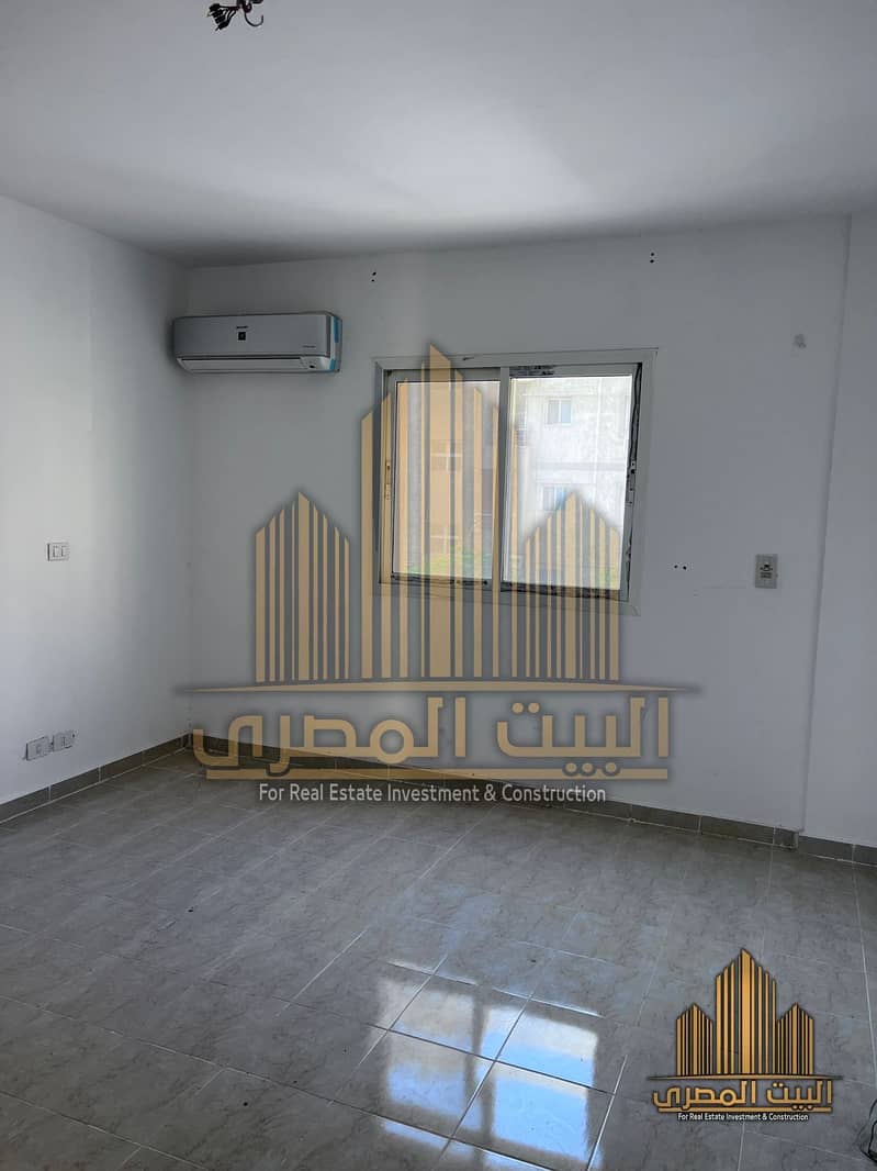 4 U729878 (14). jpeg