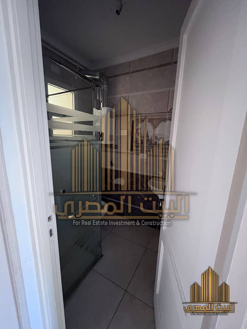 10 U729878 (12). jpeg