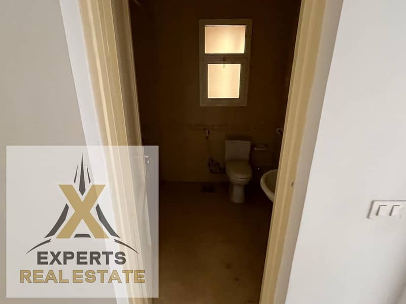 6 WhatsApp Image 2025-11-16 at 2.50. 55 PM (2). jpeg