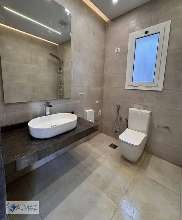 6 WhatsApp Image 2025-11-16 at 3.14. 32 PM (1). jpeg