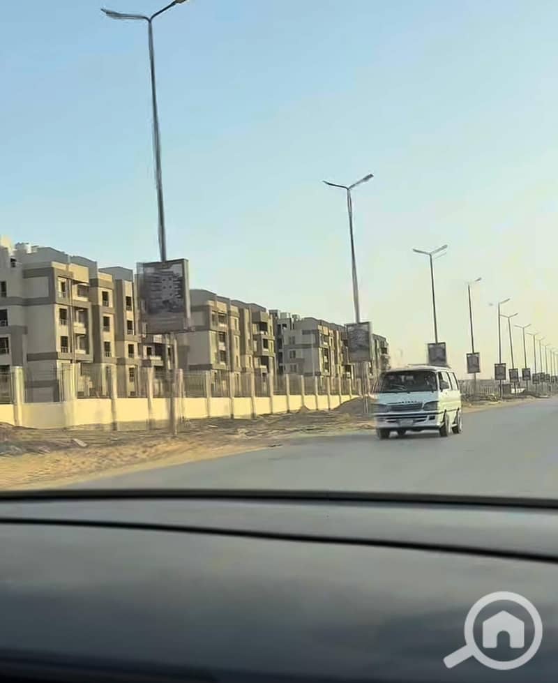 25 728d9daf-e9c4-4658-9cc9-b22975ac32d8. jpg