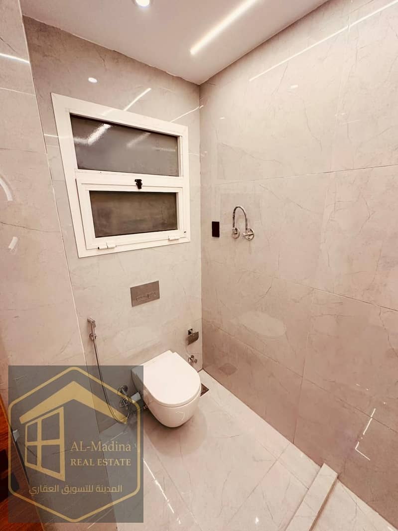 2 WhatsApp Image 2025-11-16 at 1.45. 58 PM (2). jpeg