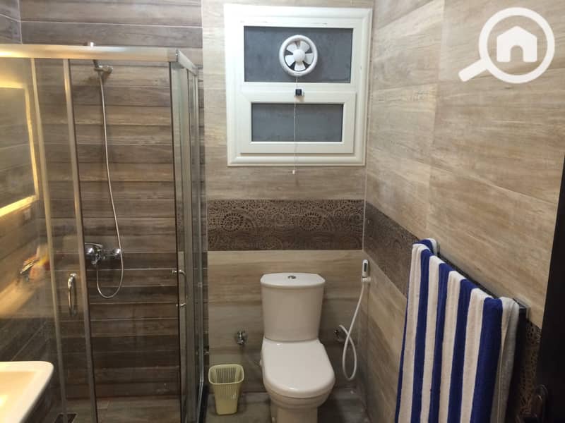 6 6cb792c5-d9e3-4d72-9df6-b64178b64ac7. jpeg