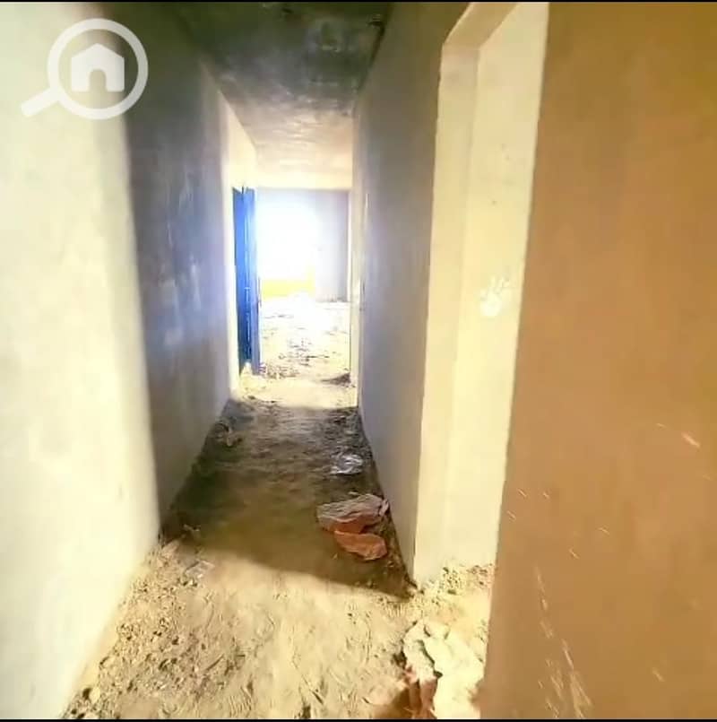 10 b68954fe-c4c1-4769-ad38-fd2b0b459e67. jpeg