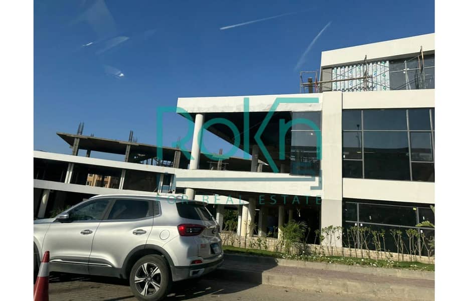 4 WhatsApp Image 2025-10-12 at 4.07. 55 PM (2). jpg