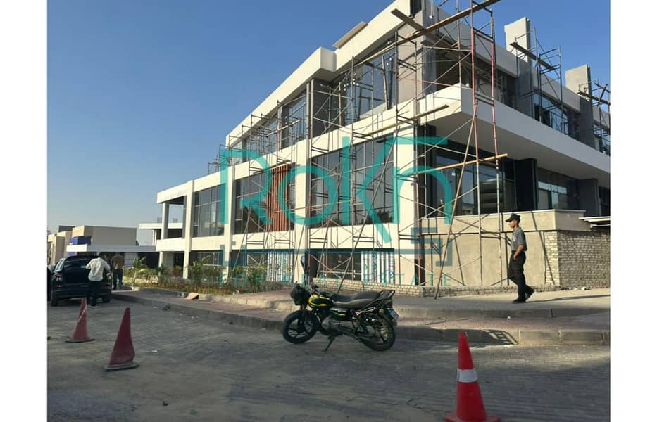 6 WhatsApp Image 2025-10-12 at 4.07. 53 PM. jpg